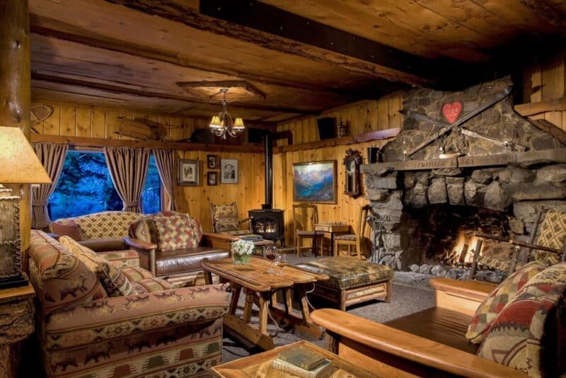 Cool Mammoth Lakes Hotels: Tamarack Lodge
