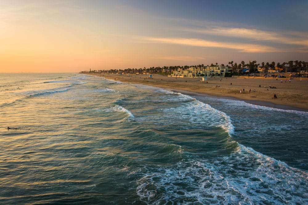 Cool Places to Visit Near Los Angeles: Huntington Beach