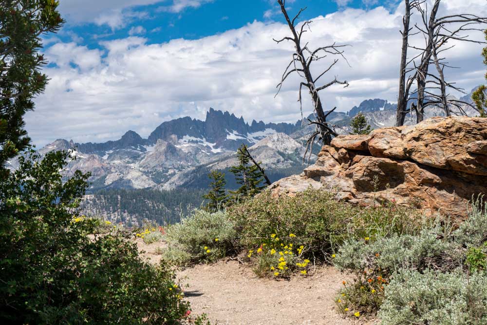 Mammoth Lakes, California Things to do: Hiking Trails