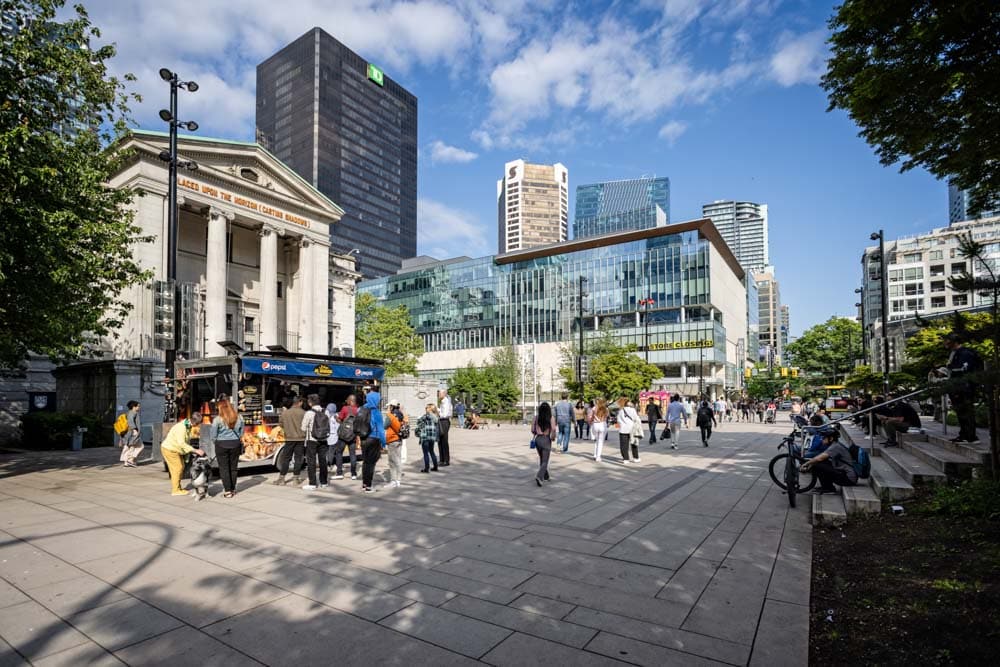 Must do things in Vancouver, Canada: Vancouver Art Gallery
