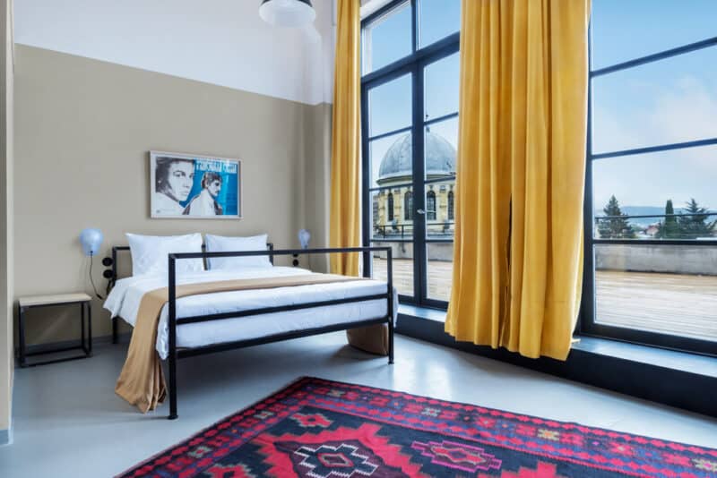 Unique Tbilisi Hotels: Fabrika Hostel & Suites