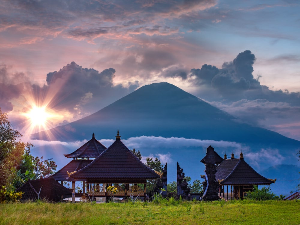 Where to Stay in Bali: Best Honeymoon Hotels