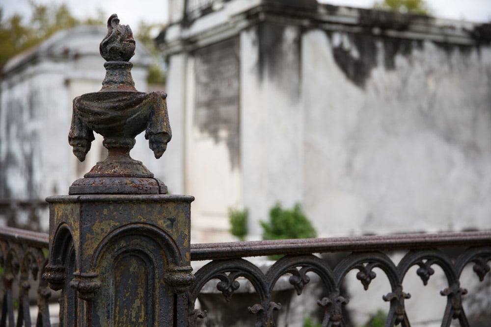 Best Towns to Visit for Halloween: Ghost Tour in New Orleans