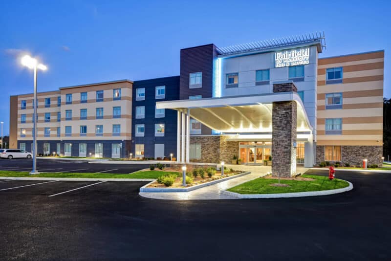 Unique Plymouth Hotels: Fairfield Inn & Suites by Marriott Plymouth