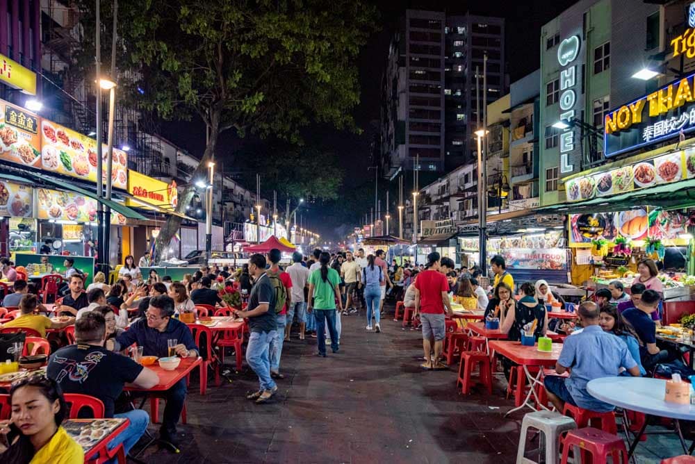 2 Week Itinerary in Malaysia: Jalan Alor Street Food Stalls