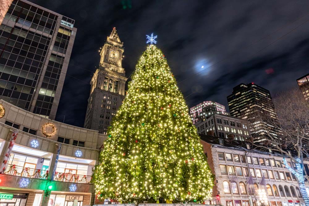 Places to Visit in Boston During Winter: Illuminations Holiday Lights Tour