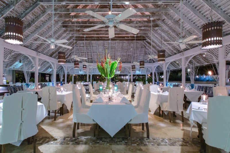 Best 5 Star Hotels in Barbados: The Sandpiper