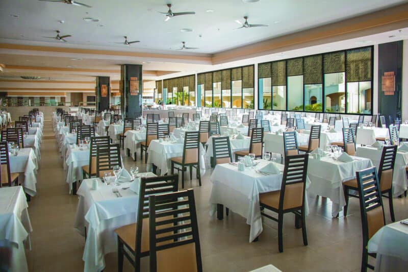 Best Luxury Hotels in Aruba: RIU Palace Aruba