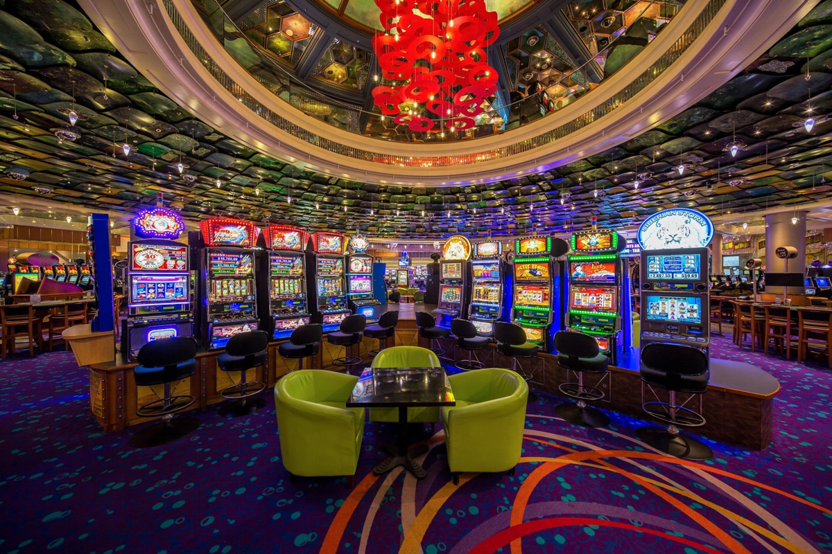 Best Luxury Hotels in Cairns, Australia: Pullman Reef Hotel Casino