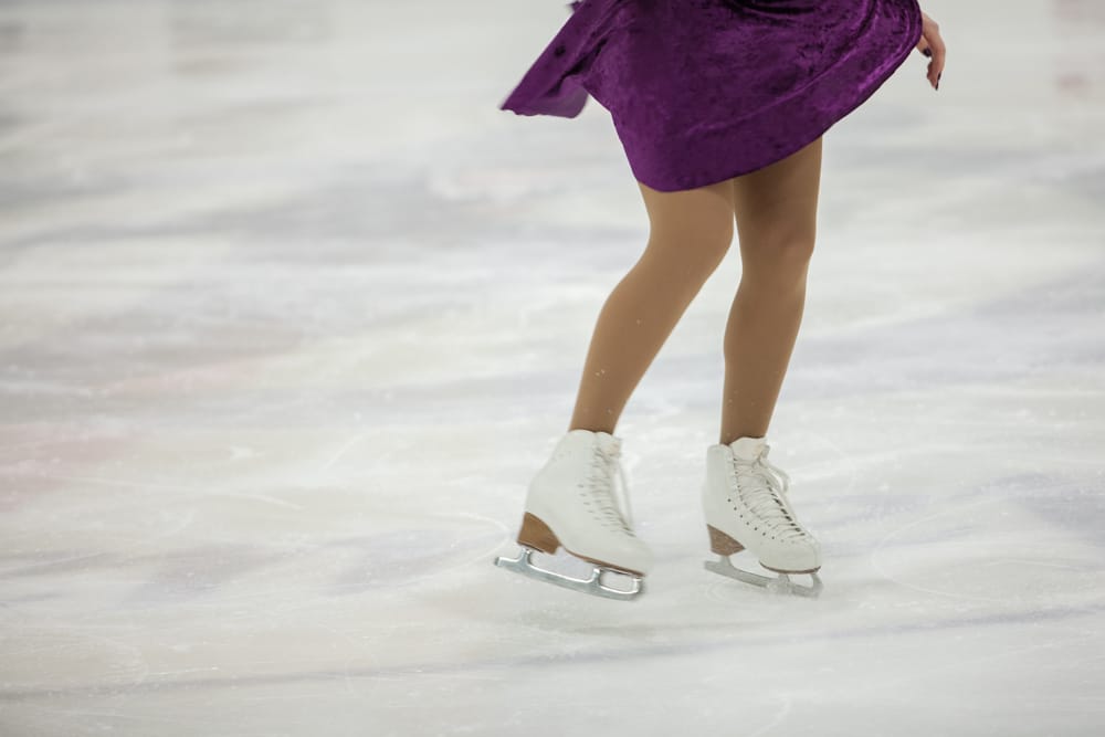 Best Things to do in Massachusetts in February: Ice Skate on the Frog Pond