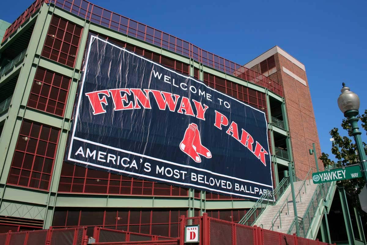 Cool Things to do in Boston in March: Fenway Park