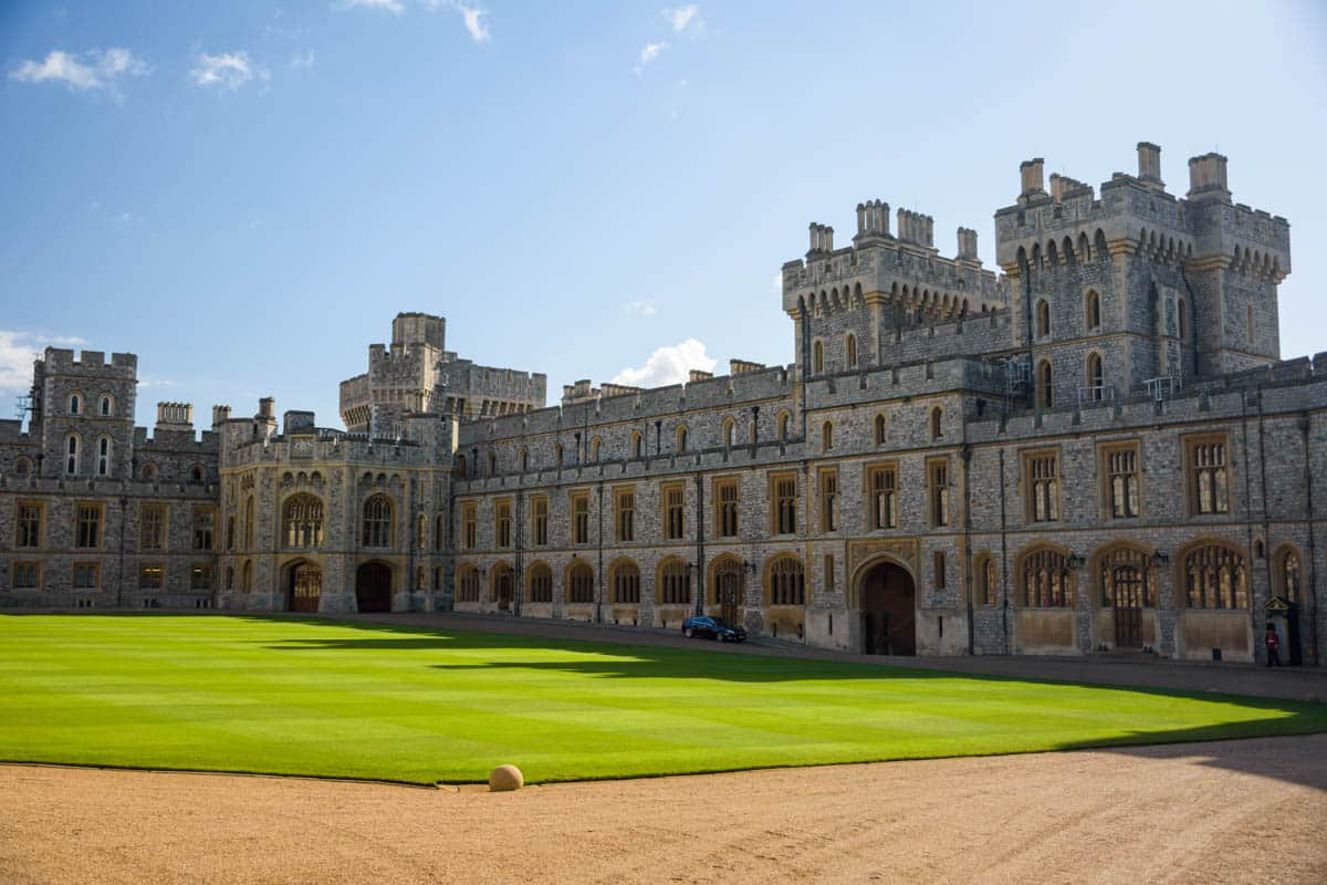 Must Books Tours in London: Windsor Castle