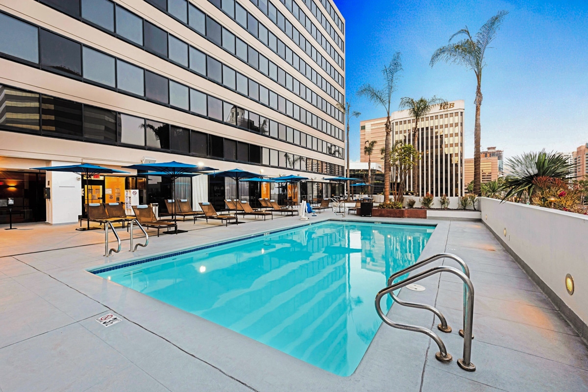 Best Boutique Hotels in Long Beach, California: Renaissance Long Beach Hotel