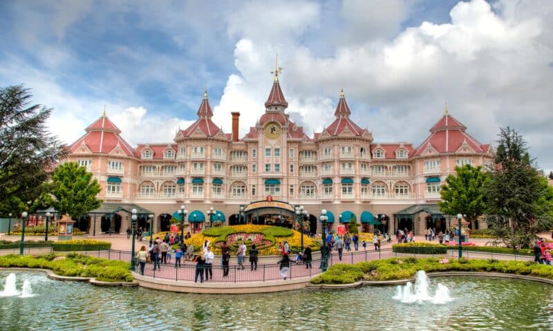 The Best Luxury Hotels Near Disneyland Paris