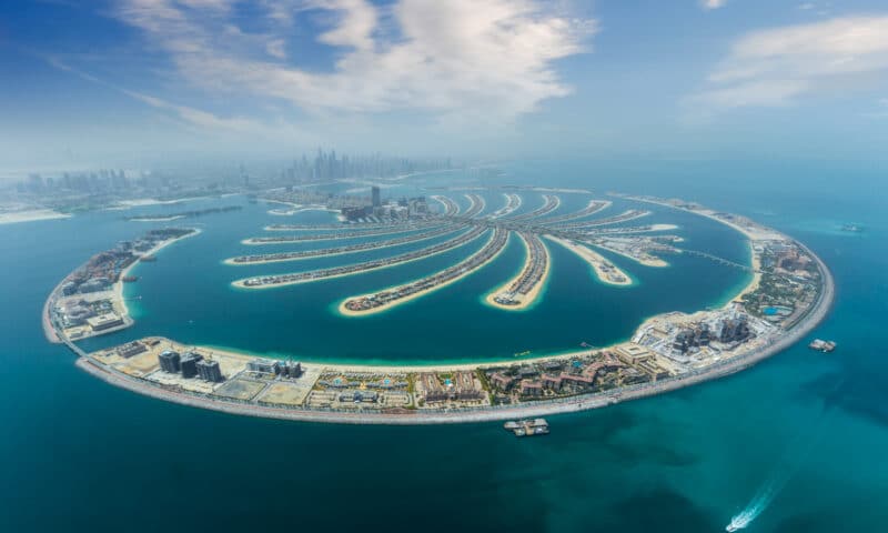 The Best Luxury Hotels in Palm Jumeirah, Dubai