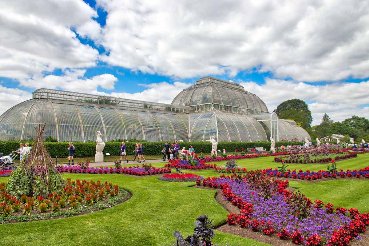 Best Things to do in London in April: Kew Gardens