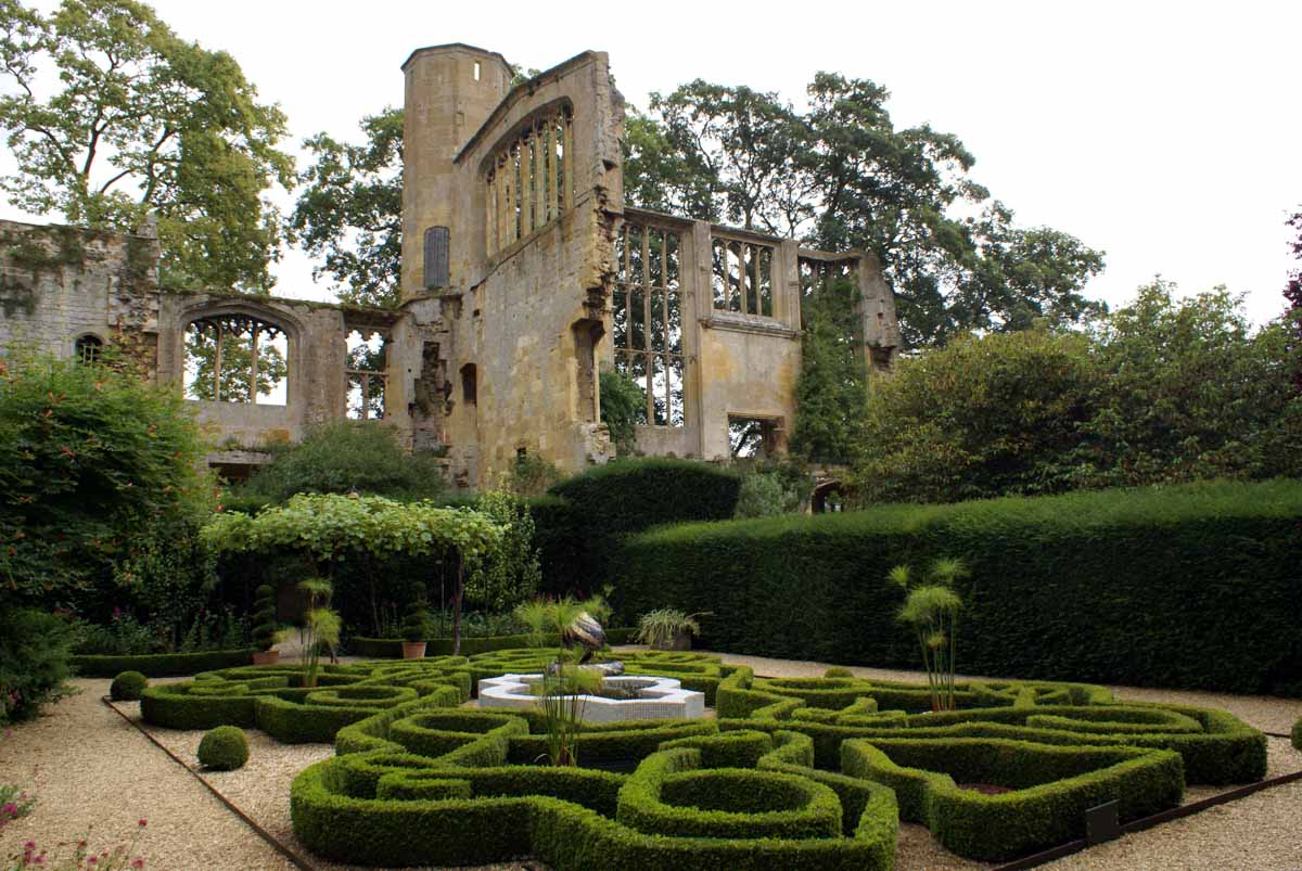 Cool Things to do in Cotswolds, England: Sudeley Castle