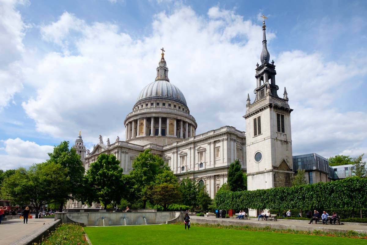 Fun Things to do in London in April: St. Paul’s Cathedral