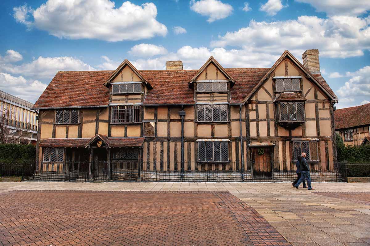 Must do things in Cotswolds, England: Shakespeare’s Childhood Home