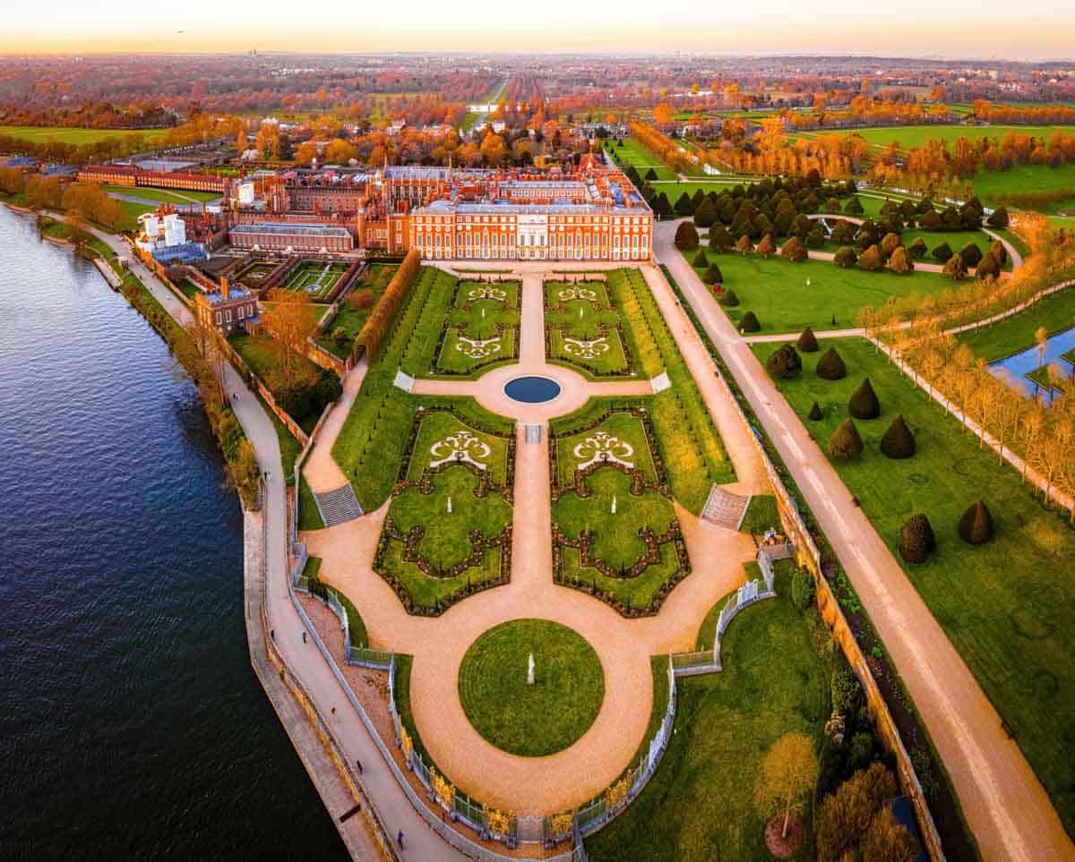 Must do things in London in April: Hampton Court Palace