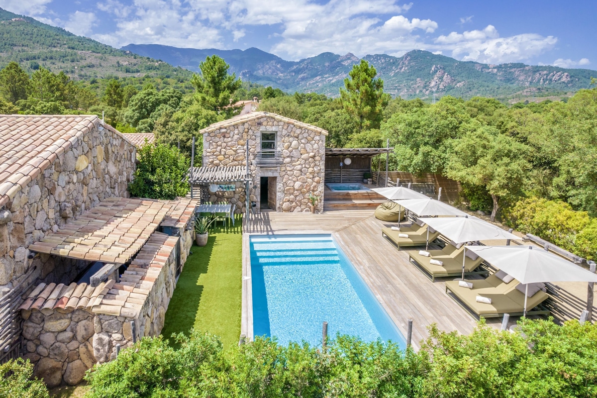 Where to Stay in Corsica, France: Domaine de Casanghjulina