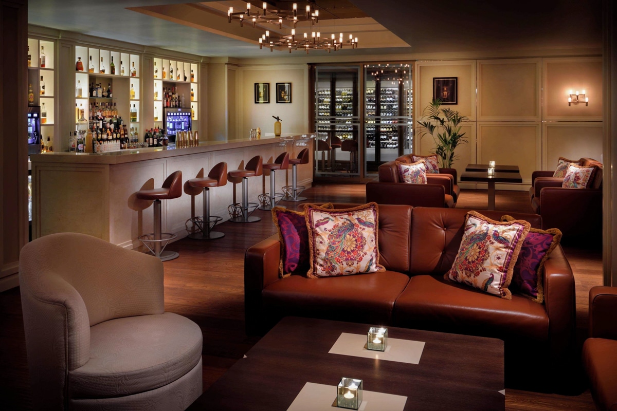 Best 5 Star Hotels in Bur Dubai, Dubai: Palazzo Versace Dubai