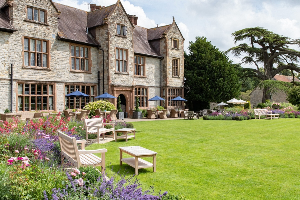 Best 5 Star Hotels in Stratford-upon-Avon, England: The Billesley Manor Hotel