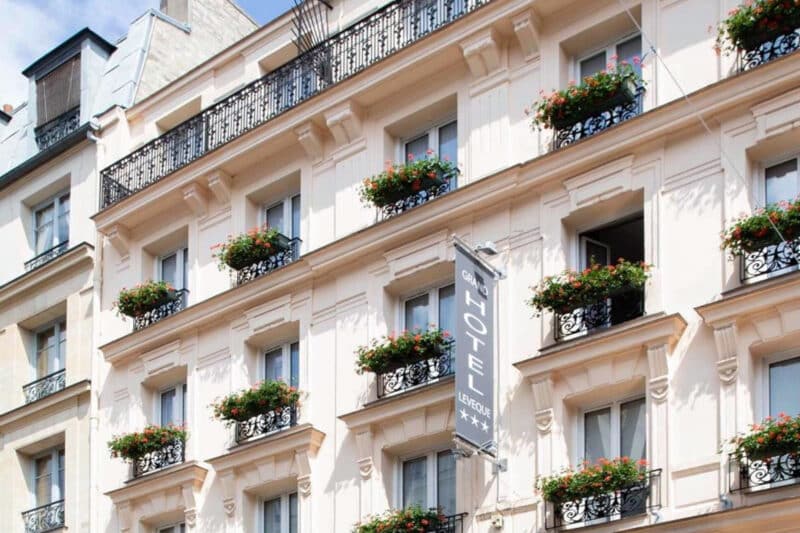 Best Hotels Near the Eiffel Tower: Grand Hôtel Lévêque