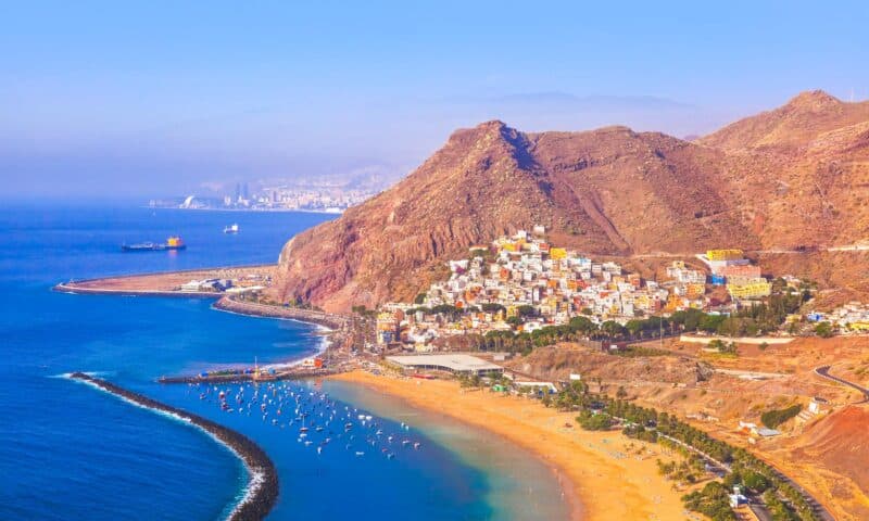 The Best Time to Visit the Canary Islands According to a Local