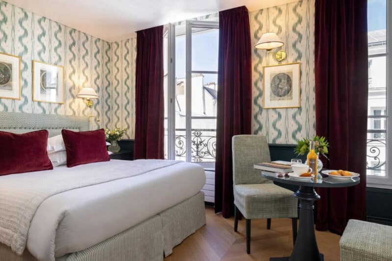 Paris Hotels Close to the Eiffel Tower: Hotel du Champ de Mars