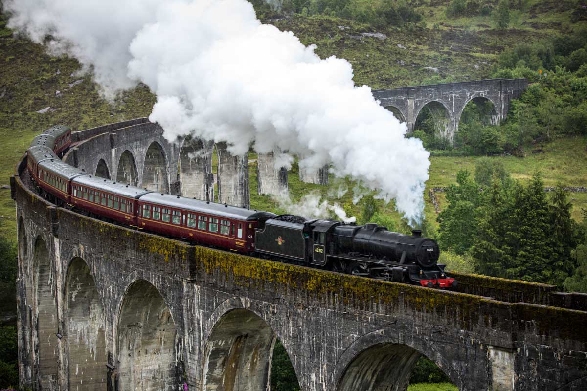 Scotland in Spring Thigns to do: Hogwarts Express
