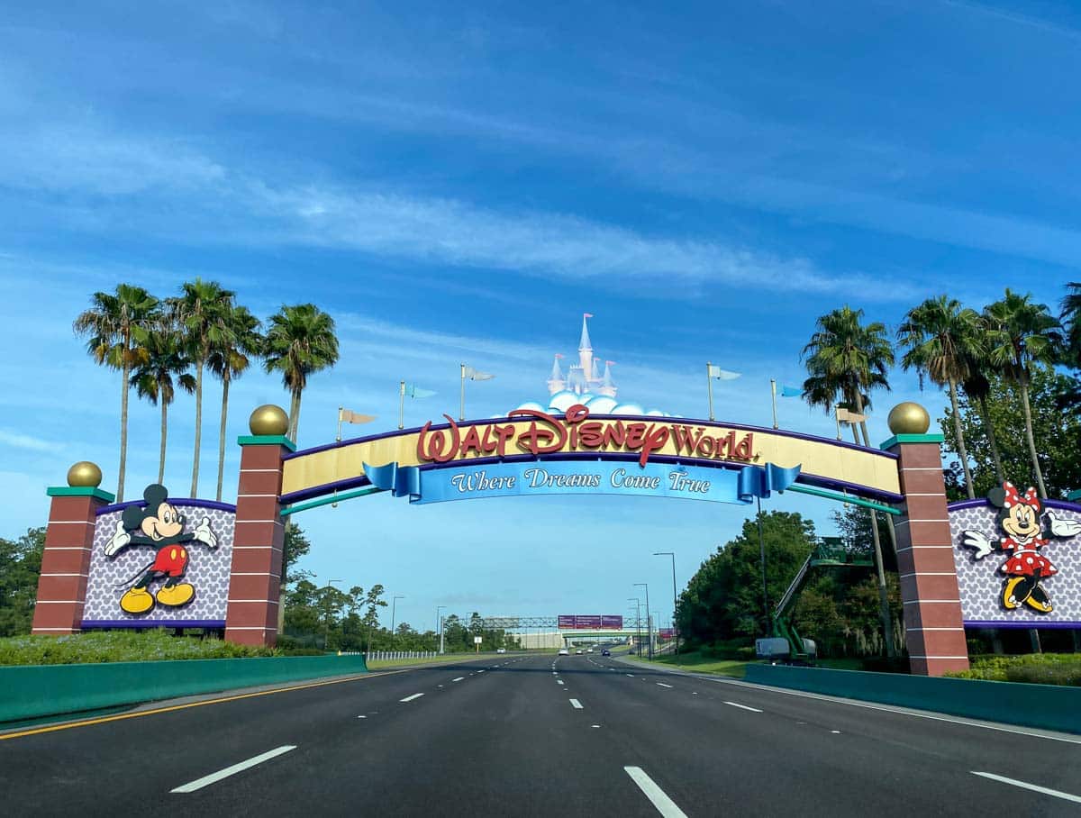 Tips for Planning an Adult Only Walt Disney World Vacation: My Disney Experience Accounts