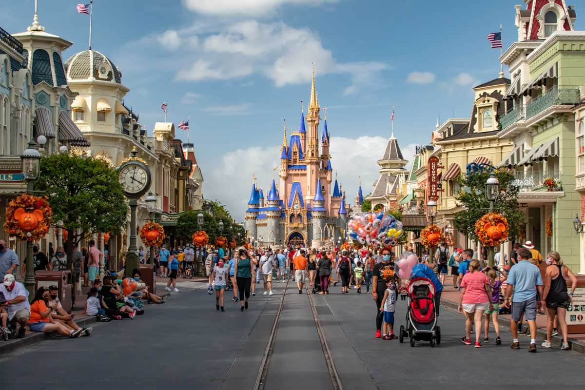 Walt Disney World Tips: Keep an Eye for Discount