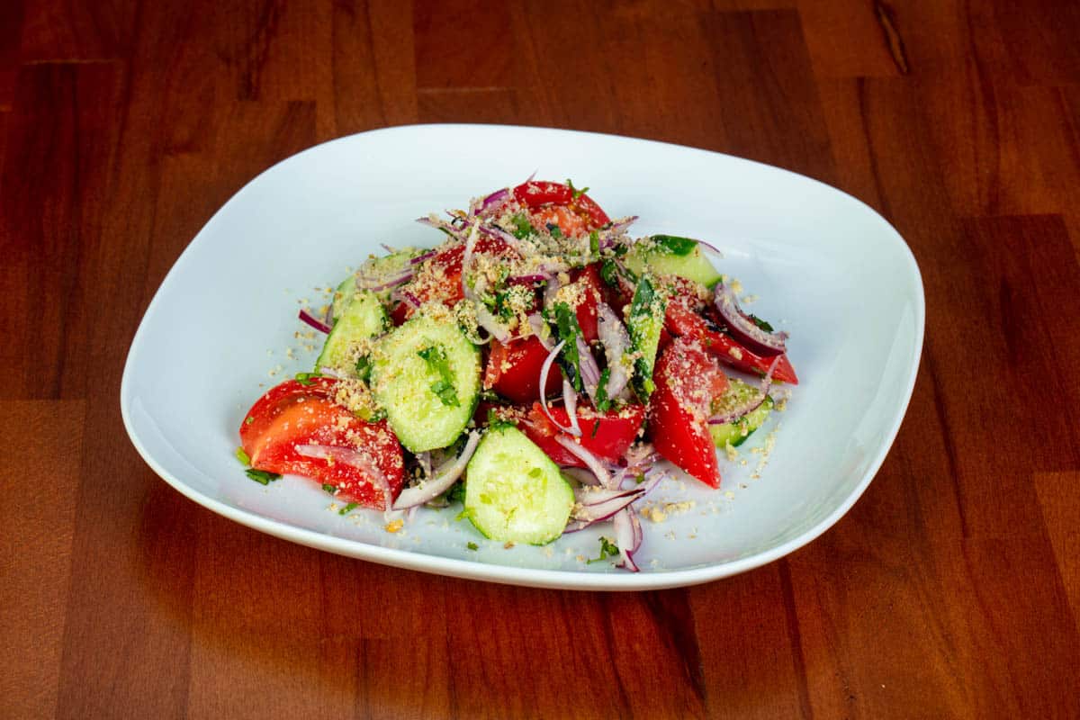 Best Foods to Try in Georgia: Cucumber and Tomato Salad