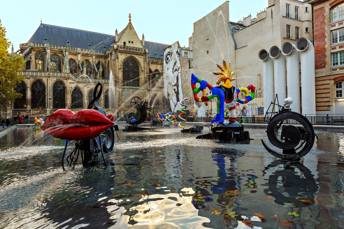 Best Non-touristy Things to do in Paris: Stravinsky Fountain