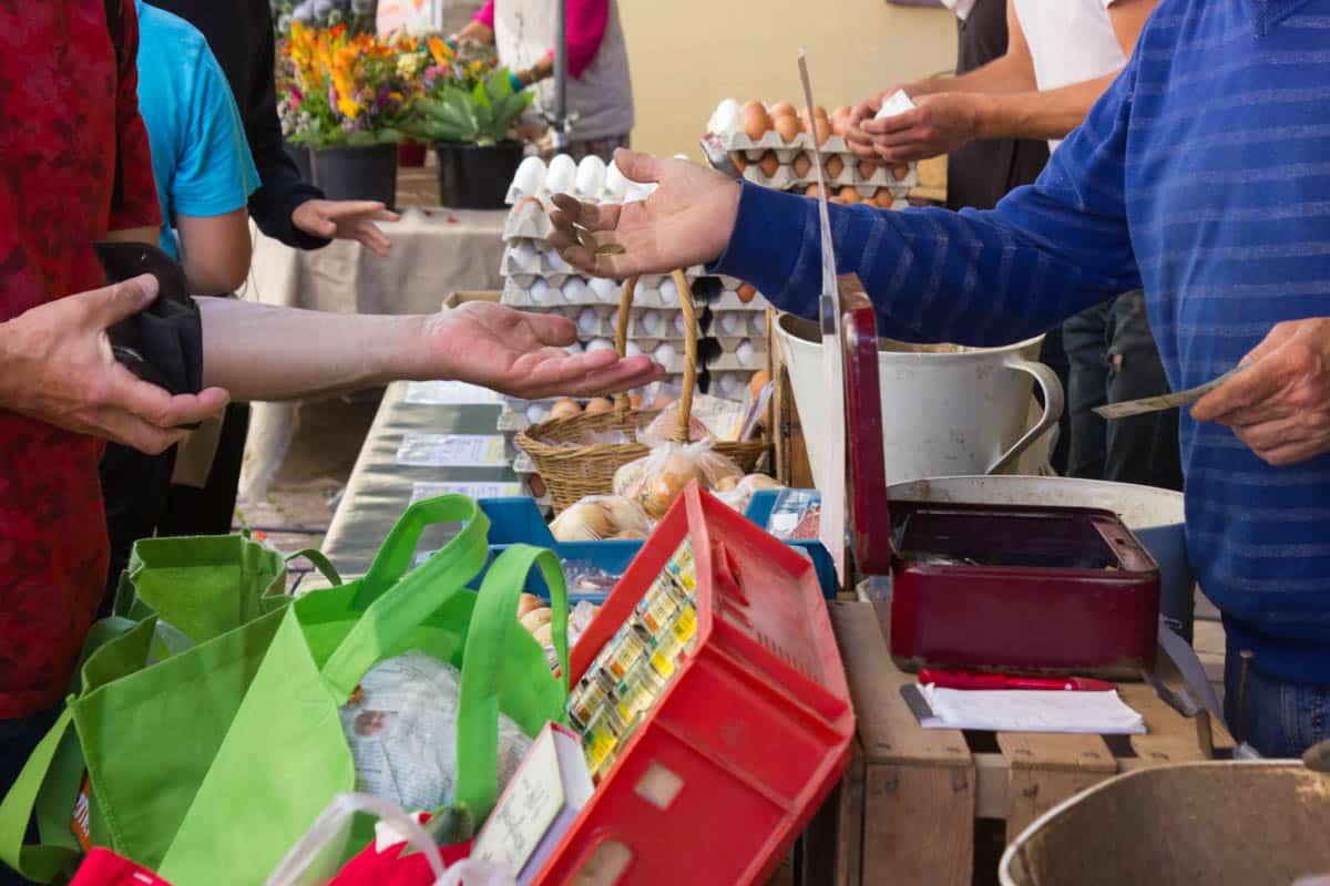 Fun Things to do in Boston in June: Outdoor Market