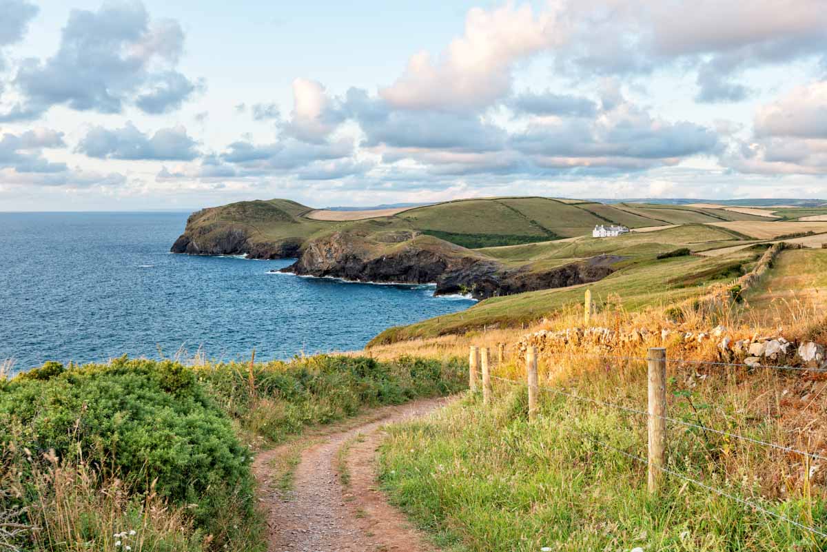 Guide to Hiking the South West Coast Path: How Long Does It Take to Hike the South West Coast Path