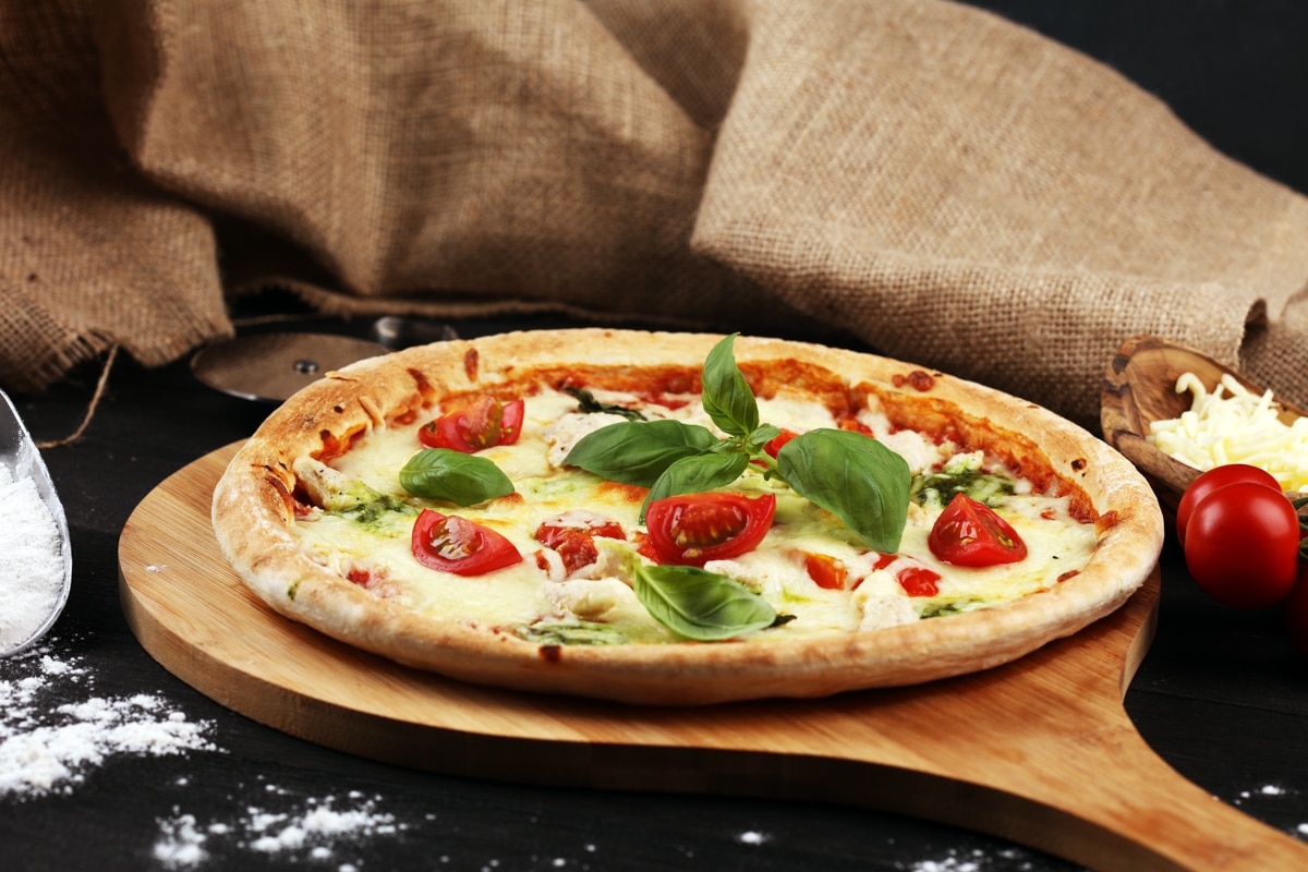 Must-try Neapolitan Pizza in Naples: Gorizia 1916