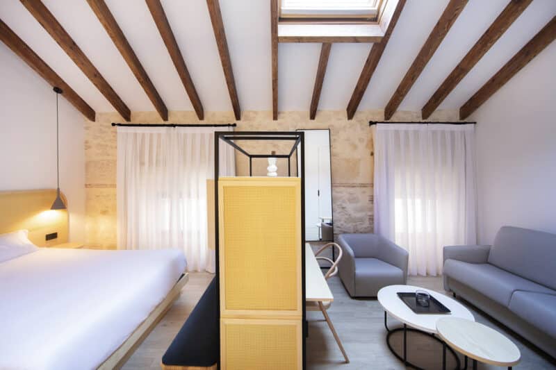 Where to Stay in Alicante, Spain: Hotel Serawa