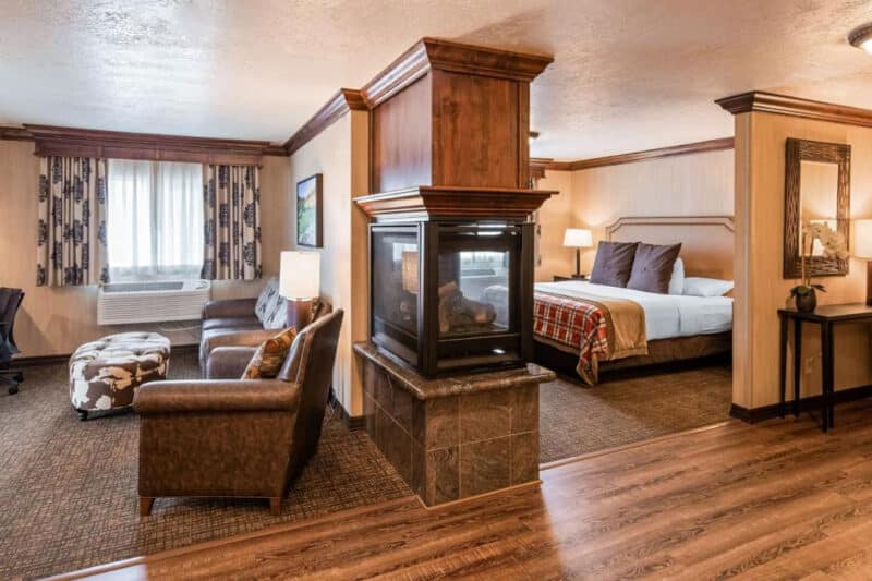 Where to Stay Near Glacier National Park: Best Western Plus Flathead Lake Inn and Suites