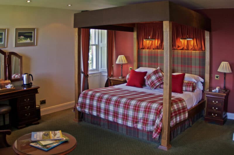 Best 5 Star Hotels in Inverness, Scotland: Bunchrew House Hotel