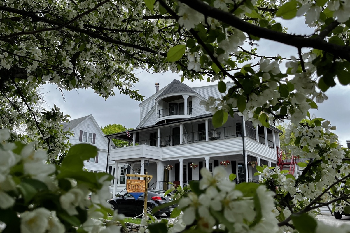 Best Hotels in Bar Harbor, Maine: Queen Anne's Revenge