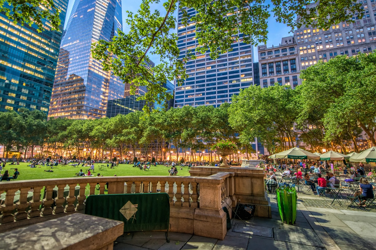 Best Things to do in NYC in June: Bryant Park