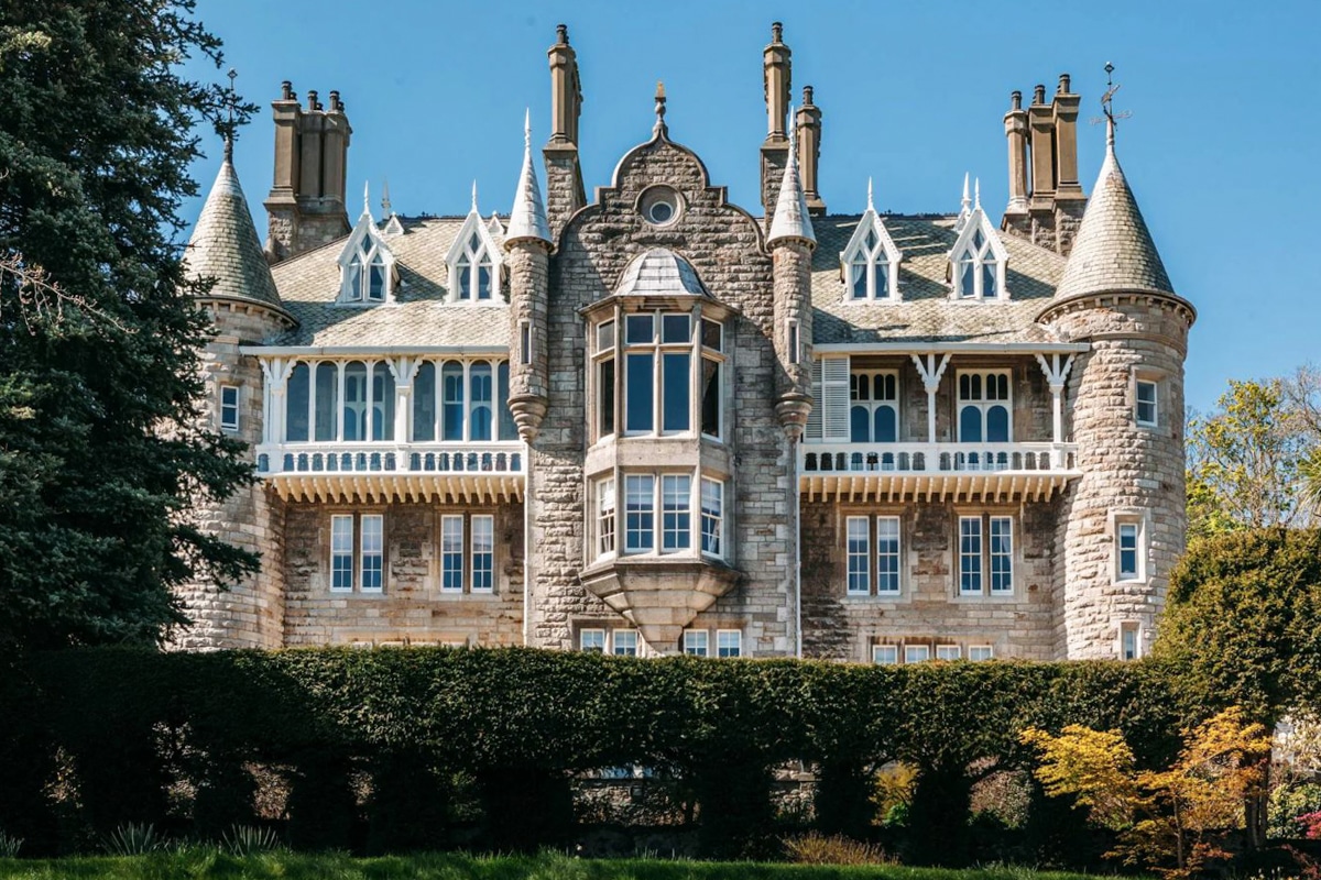 Castle Hotels to Stay in Wales: Chateau Rhianfa