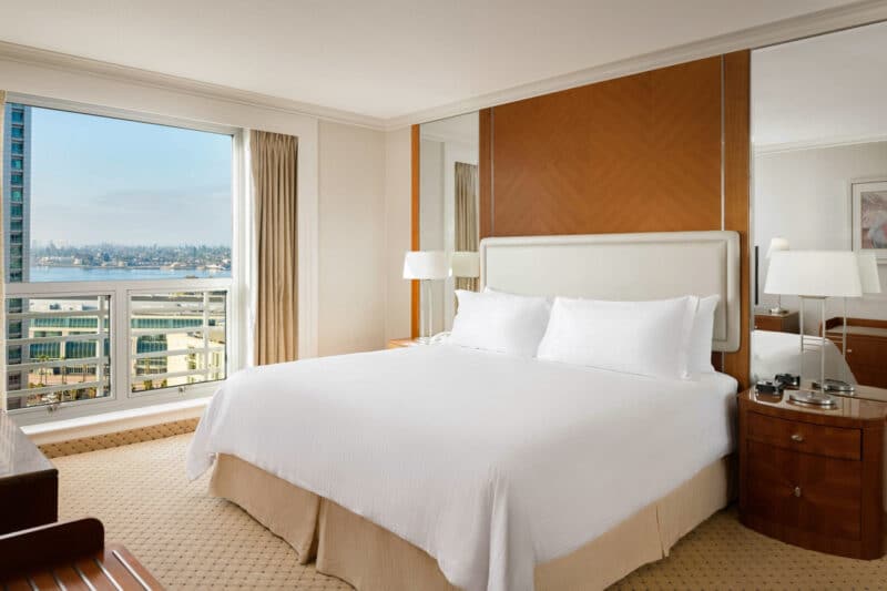 San Diego Hotels Close to Petco Park: San Diego Marriott Gaslamp Quarter 