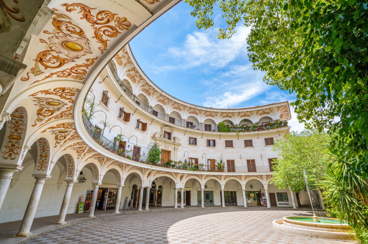 Seville 3 Day Itinerary Weekend Guide: Plaza del Cabildo